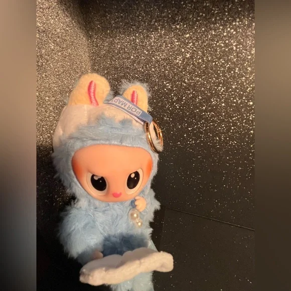 Set of 3 - Labubus 🩵💚💜 charms 💜💚🩵 - Picture 3 of 9